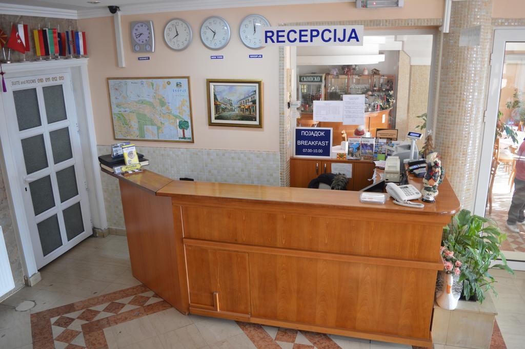 Vip Hotel Skopje - New Management Luaran gambar